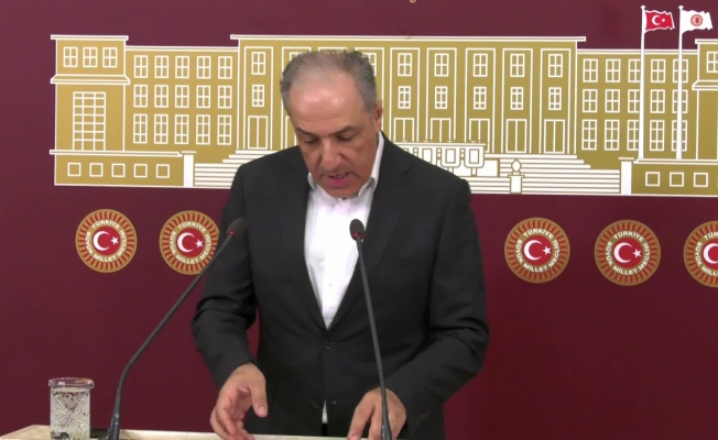 Yeneroğlu: "Kimin gazeteci olup olmadığına İletişim Başkanlığı karar veremez "