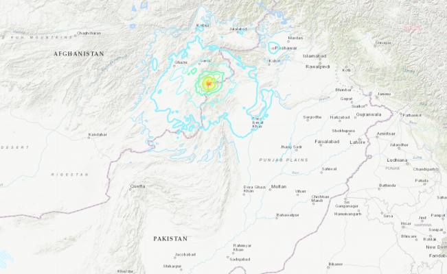 Afganistan'ın Khost şehrinde yaşanan depremde 255 kişi hayatını kaybetti