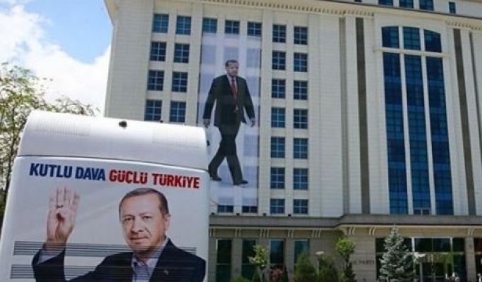 "AKP Genel Merkezi’ndeki ahlaksız teklif"