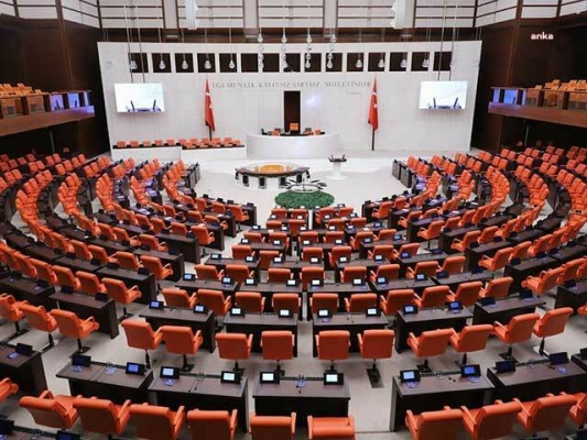 AKP, ‘İstanbul Finans Merkezi Kanunu Teklifi’ni TBMM'ye sundu