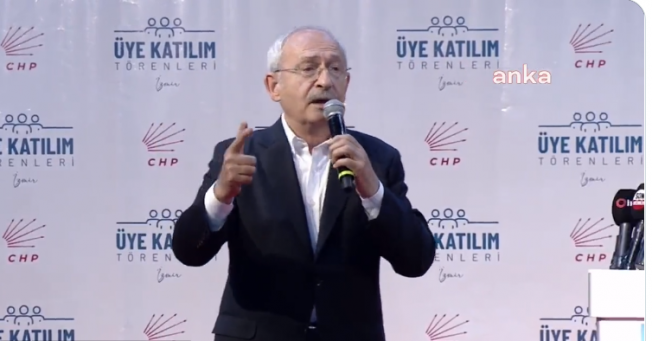 Kılıçdaroğlu, İzmir'de CHP'nin yeni üyelerine seslendi: "Biz siyaseti halk için yapıyoruz, oligarklar, saray beslemeleri için değil"