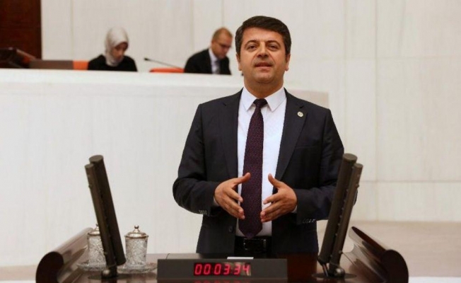 Tutdere: “300 haneli köy elektrik  vergisinden dolayı  su içemez halde”