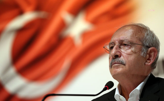 Kılıçdaroğlu: "Çağdaş Türk resminin değerli ustalarından Prof. Dr. Adnan Çoker’in vefatından dolayı büyük üzüntü duydum"