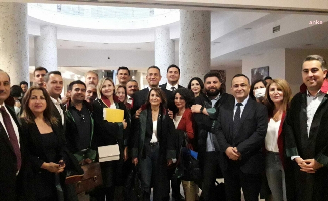 İmamoğlu'nun YSK üyelerine hakaret iddiasıyla yargılandığı dava ertelendi