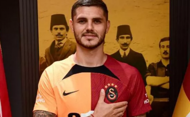Paris Saint Germain teknik direktörü Christophe Galtier, Galatasaray'a kiralanan Icardi hakkında konuştu