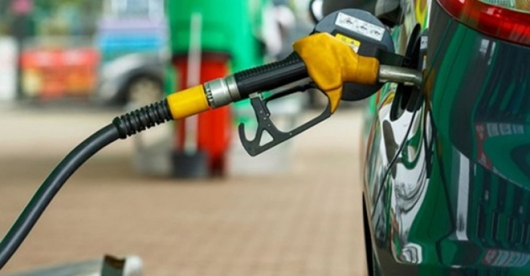 Benzine zam geliyor