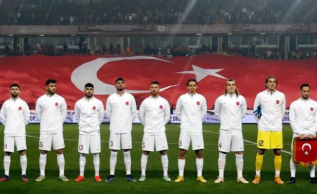 A Milli Futbol Takımı, Gaziantep'te oynanan özel maçta Çekya'yı 2-1 yendi
