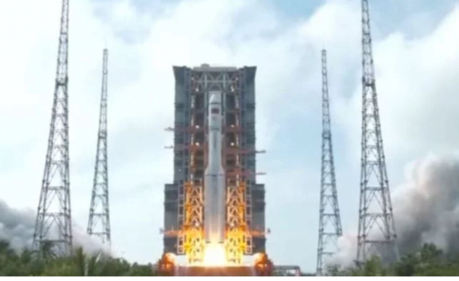 Çin, Tianzhou-5 kargo uzay aracını uzaya gönderdi