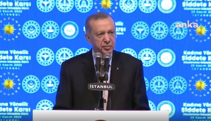 Erdoğan: "Parlamentoya girip sonra teröristlerle kol kola dolaşanlar, bu milletin temsilcisi olamaz"