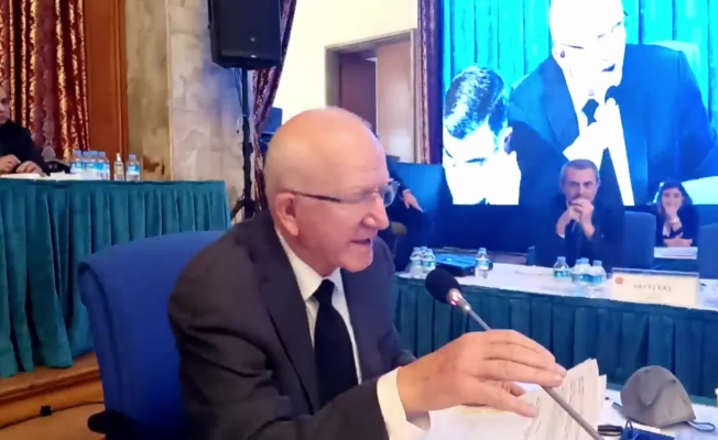 İbrahim Kaboğlu: Anayasa Mahkemesi’nin iptal kararları karşısında hiçbir zaman Anayasa Komisyonu toplanmadı. Bu, bir haysiyet sorunudur