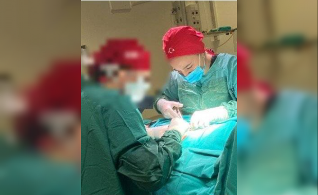 "Sahte doktor" Ayşe Özkiraz'ın annesi: "Kim yardım ve yataklık ettiyse bulunmasını istiyorum, benim çocuğum asla böyle bir şeye kalkışmaz"