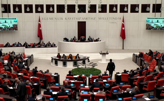 Tutdere’den AKP’ye, tütünde hapis cezası tepkisi: ‘ Yasakları kaldıracağız’ dediniz ama memleketin ekmeğine yasak getirdiniz