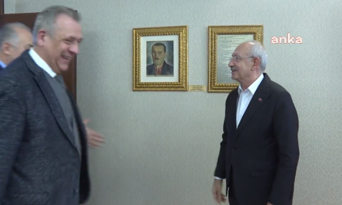 Kılıçdaroğlu, sağlık alanında bilim insanlarını makamında ağırladı