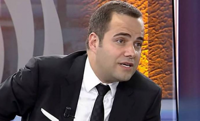 Prof. Dr. Özgür Demirtaş: Galatasaraylıyım ama bu yıl Fenerbahçe'nin şampiyon olmasını istiyorum