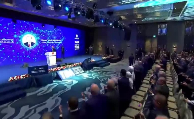 Erdoğan: "2022 yılı ihracatımız, geçen yıla göre yüzde 12,9 oranında artışla, 254,2 milyar dolar olarak gerçekleşti"