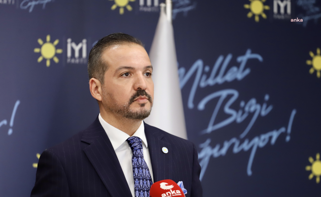 Kürşad Zorlu: "İsveç'teki Türk Büyükelçiliği önünde bir grubun Kur'an-ı Kerim yakmayı planladıkları eyleme izin verilmesi kabul edilemez"