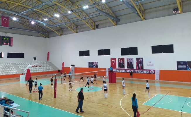TURGUTLU BELEDİYESİ’NİN BASKETBOL VE VOLEYBOL TAKIMLARI AYNI GÜN TER DÖKECEK 