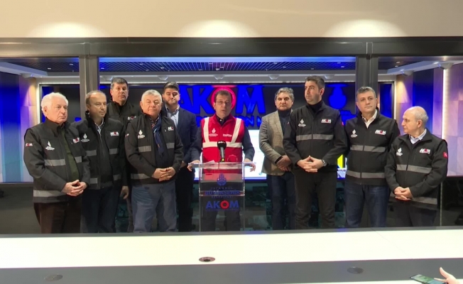 CHP Genel Başkan Yardımcısı Adıgüzel, İmamoğlu ve ilçe belediye başkanları, 'acil' koduyla AKOM'da bir araya geldi CHP Genel Başkan Yardımcısı Adıgüzel, İmamoğlu ve ilçe belediye başkanları, 'acil' koduyla AKOM'da bir araya geldi