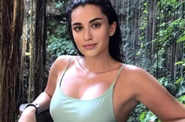 Oyuncu Hande Doğandemir Kadıköy'de yükselmeye devam eden kiralara isyan etti