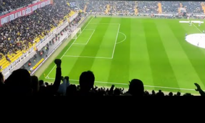Şükrü Saraçoğlu Stadı'nı 'hükümet istifa' tezahüratlarıyla inleten Fenerbahçe taraftarı, Kayserispor maçında stada alınmayacak