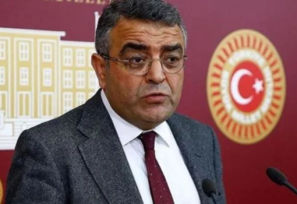 Sezgin Tanrıkulu, TMO'ya alım çağrısı yaptı: "Zamanında yeterli ürünü alın. Çiftçileri tüccara mahkum etmeyin"