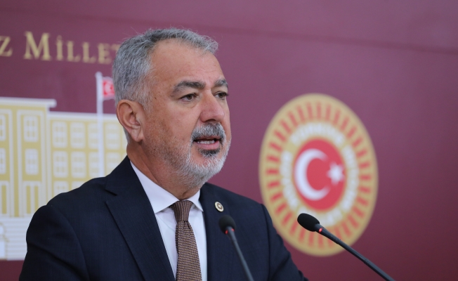 CHP’li Uzun: “Akademisyenlerimizin şartları iyileştirilmeli ve ülkemizde kalmaları sağlanmalıdır.”