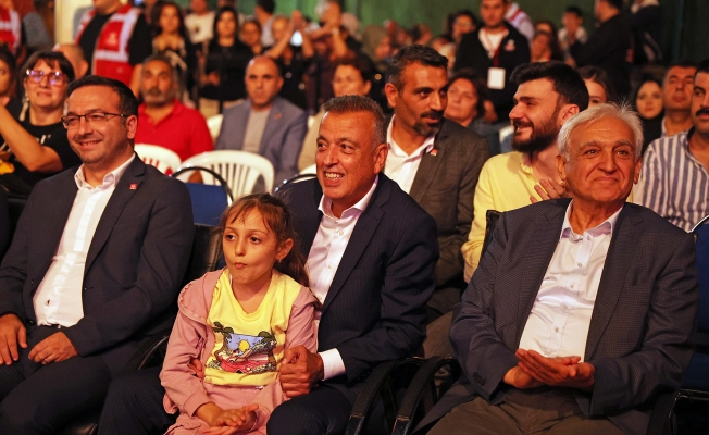 ATAŞEHİR’İN DÖRT BİR YANINDA FESTİVAL COŞKUSU DEVAM EDİYOR