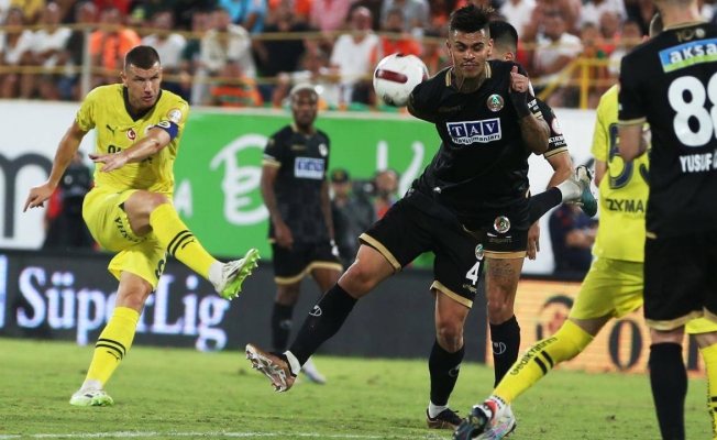 Fenerbahçe seriyi 12 maça çıkardı