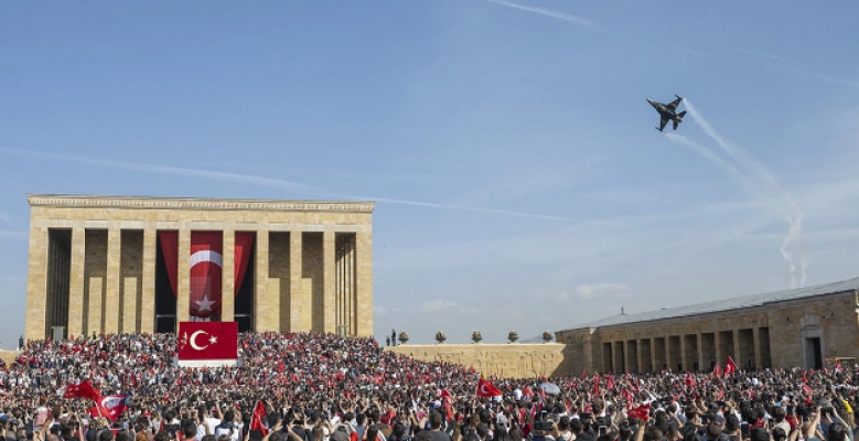 Cumhuriyet Bayramı'nda 1 milyon 182 bin 425 kişi Anıtkabir'i ziyaret etti