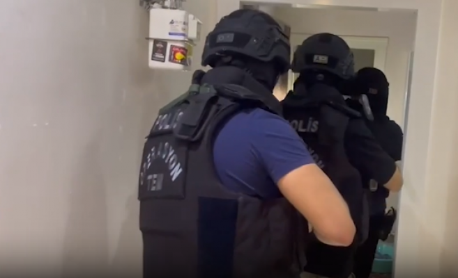 İstanbul'da Terör Örgütü Operasyonu;  11 Gözaltı