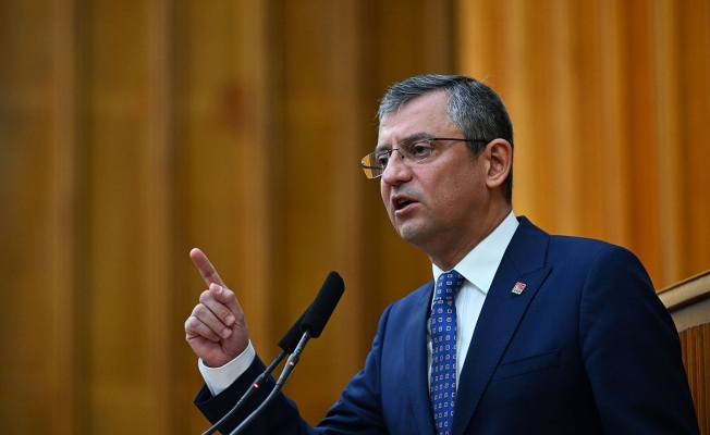 Özgür Özel: "Demokrasilerde Merkez Bankası başkanları saray entrikalarıyla değiştirilmez"