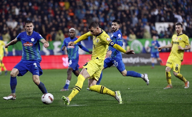 Fenerbahçe ikinci yarıda açıldı
