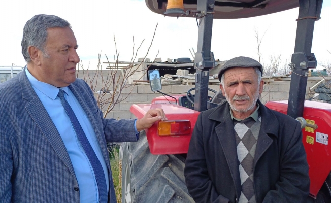 Üretici Uçar: “1 Ton satıp 7 depo doldururken, 2 ton satıp 1 depo dolduruyoruz”