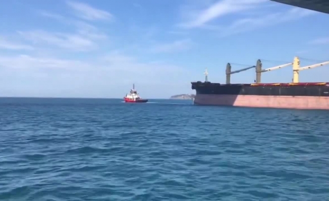 İstanbul Boğazı’nda sürüklenen gemi demirletildi