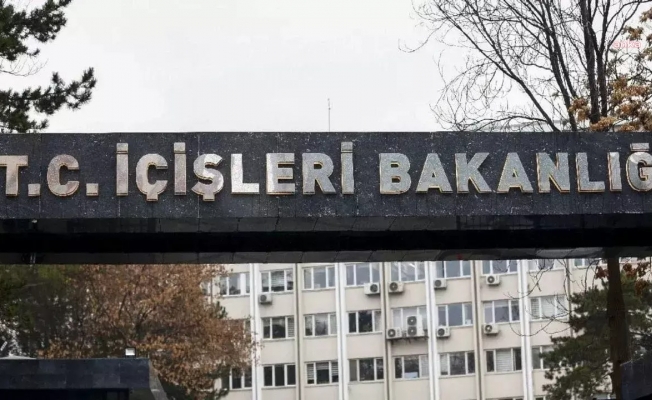 İçişleri Bakanlığı: "Ahmet Özer Görevden Uzaklaştırılmış, Vali Yardımcısı Can Aksoy Esenyurt Belediye Başkan Vekili Olarak Görevlendirilmiştir"