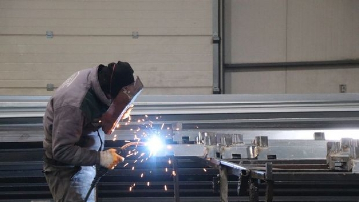 İmalat PMI 54 ayın en düşük seviyesinde