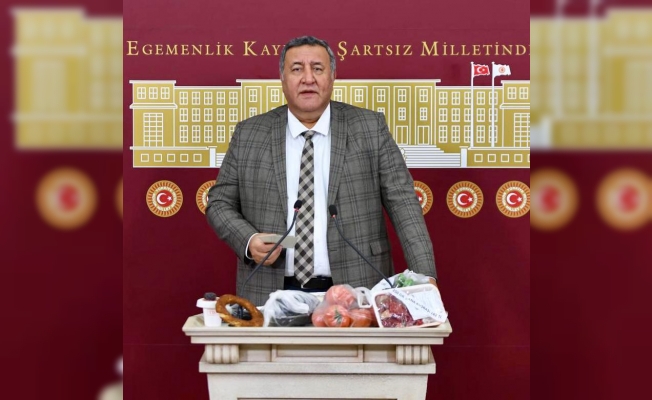 Gürer: “Emekli Bayram İkramiyesi, Marka Fıstıklı 2 Kilo Baklava Parası”