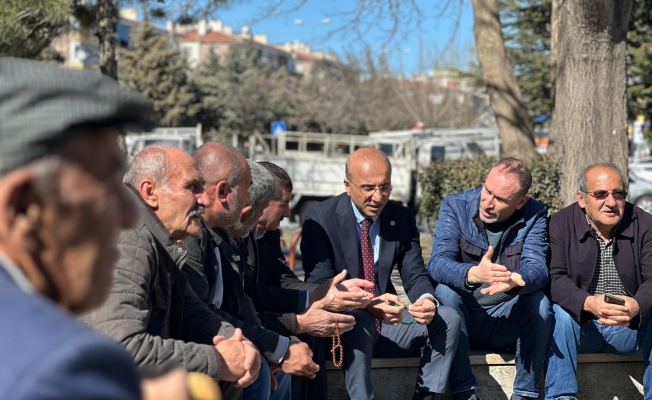CHP’li Aşkın Genç’in Dinlediği Emekli: “İlaç Alacak Param Yok, 56 Yaşındayım Ama 70 Yaşına Döndüm”