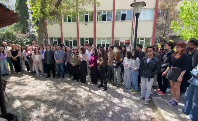Ankara Üniversitesi öğrencilerinden, tutuklu öğrencilere destek: “Tutsak tutulan tüm sıra arkadaşlarımızı ve hocalarımızı geri alacağız”