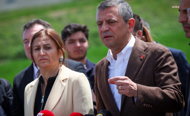 Özel’den Silivri’de İmamoğlu’na ziyaret: “İmamoğlu, İstanbul’a yapılan büyük kötülüğü deşifre edecek”