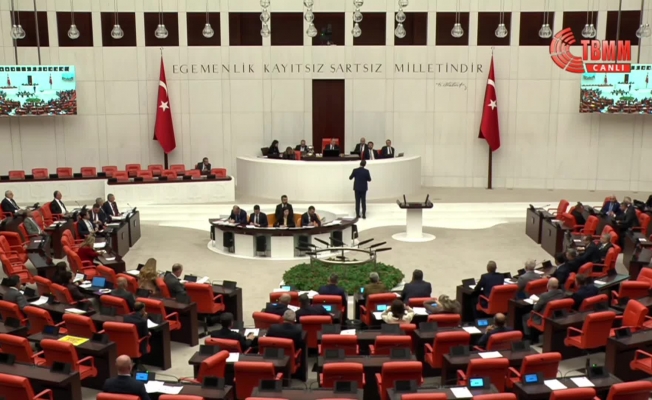 TBMM'de "cunta" tartışması... Ali Mahir Başarır: "ABD kimi seviyorsa, övüyorsa bilin ki onda mutlaka bir tuhaflık vardır"