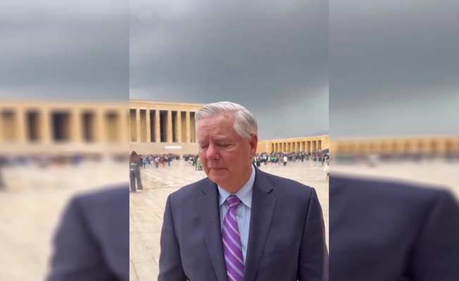 ABD’li Senatör Lindsey Graham Anıtkabir’de: “İsrail ve bölgedeki herkesin barış içinde yaşamasının bir yolunu bulmaya çalışıyorum’’