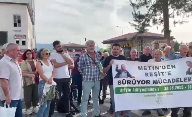 Reşit Kibar davası öncesinde Hopa'da basın açıklaması: Doğayı talan edenlere karşı omuz omuza duracağız