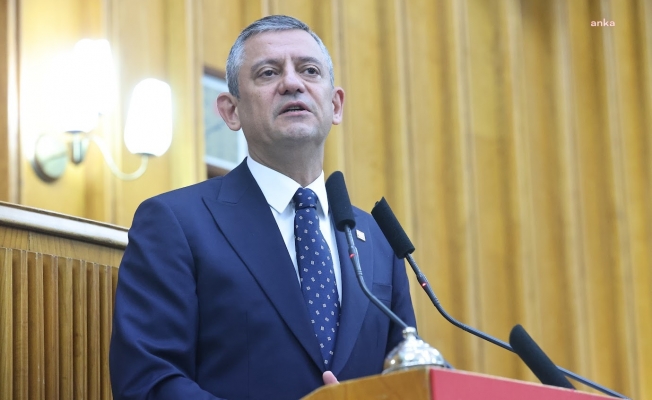 CHP Grup Toplantısı... Özgür Özel: "Atatürk'ün partisini ne kayyuma bırakırız ne yargı oyunlarıyla kimseye teslim ederiz"