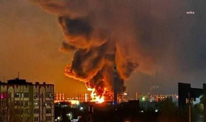 Rusya-Ukrayna savaşında tansiyon yükseldi... İstanbul görüşmeleri öncesi Ukrayna’dan Rusya’nın derinliklerine İHA saldırısı