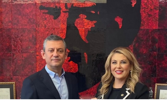Milletvekili Elvan Işık Gezmiş, CHP lideri Özgür Özel'e açılan soruşturmaya tepki göstererek erken seçim istedi