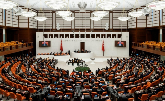 TBMM Genel Kurulu... Zeytinliklerin madencilik faaliyetlerine açılmasını da öngören kanun teklifinin ilk 11 maddesi kabul edildi