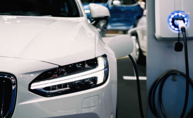 AB’de elektrikli otomobil satışları 2024’te yüzde 6,1 oranında geriledi