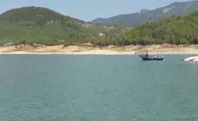 Burdur’da yangın söndürme uçağı kırıma uğradı: İki pilot kurtarıldı