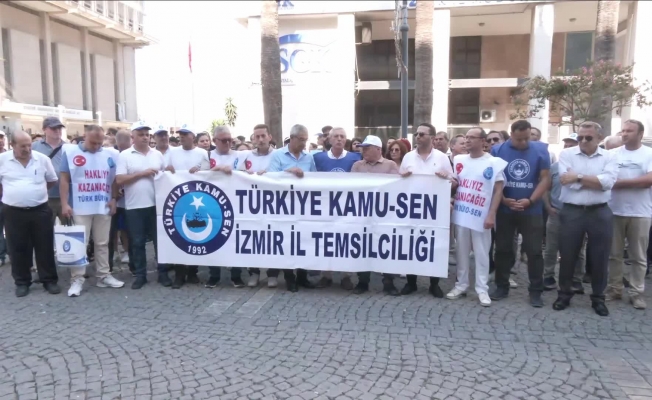Kamu çalışanları iş bırakıyor... İzmir’de Türkiye Kamu-Sen üyeleri hükümetin zam teklifini SGK İl Müdürlüğü önünde protesto etti